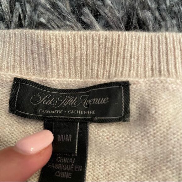 SAKS FIFTH AVENUE Black Label Embellished Cashmere Sweater In Beige- Size Medium - Picture 7 of 11